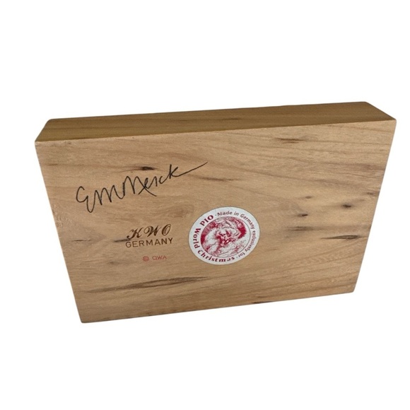 Em Merck Easter Bunny German Wood Multi Color Nutcracker Hangtag Vintage 1990 - Picture 8 of 10